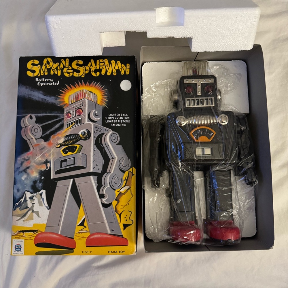 HAHA Toy Vintage piece from Japan